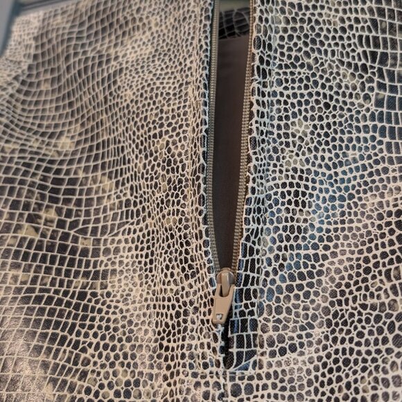Plus size pencil skirt - Danier snakeskin print leather - Picture 8 of 10